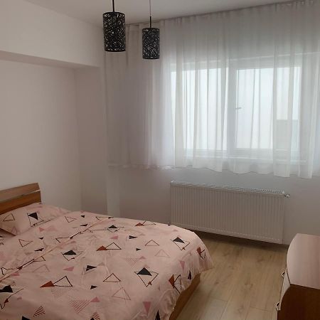 Ioana Home Ploieşti Eksteriør billede